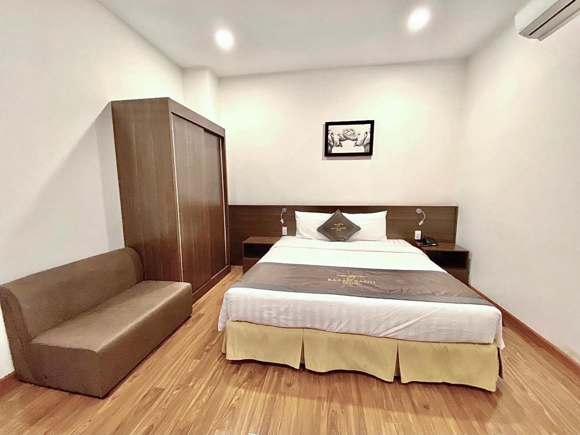 Hotel Bazan Xanh Buôn Ma Thuột Zewnętrze zdjęcie