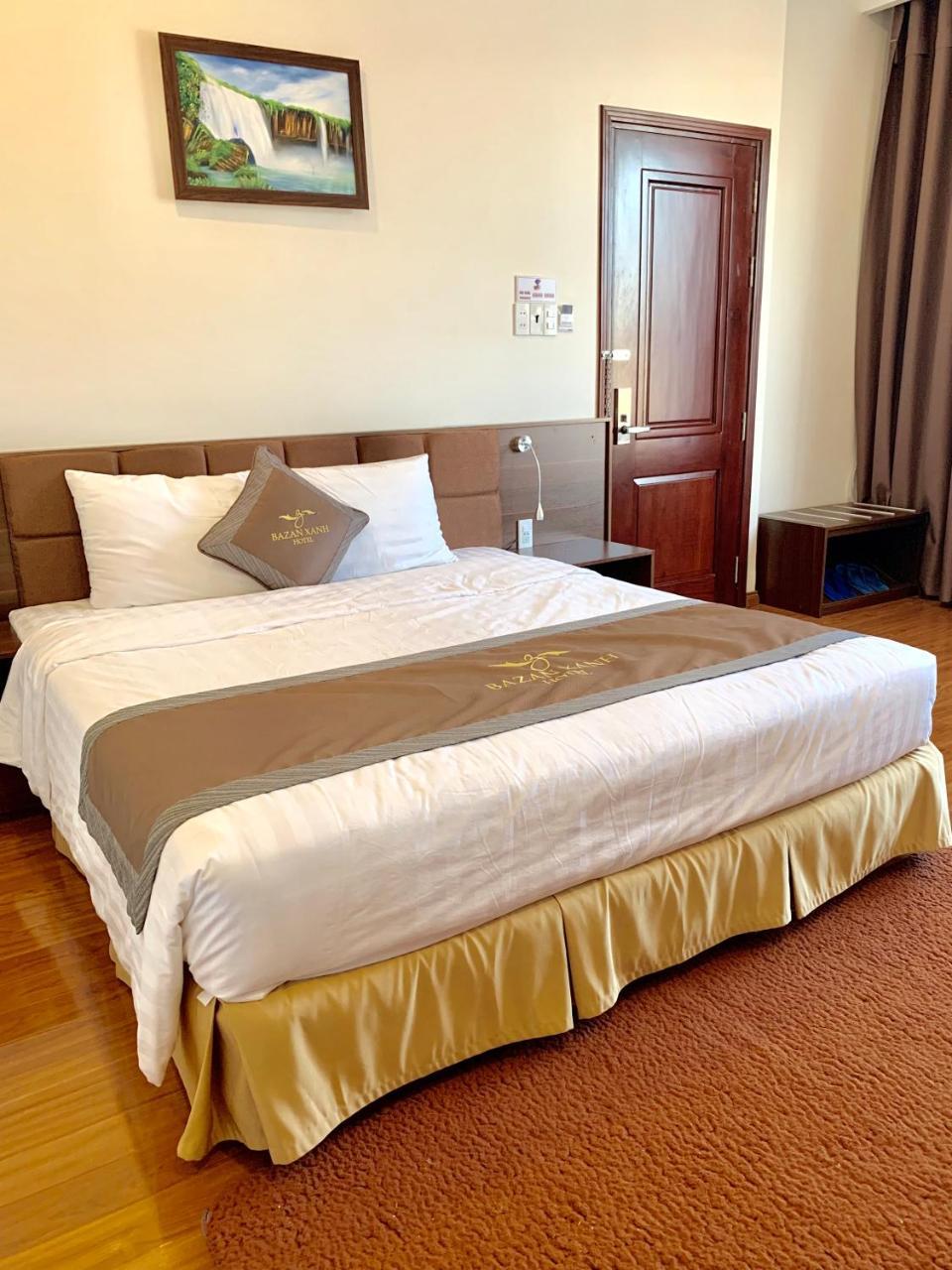 Hotel Bazan Xanh Buôn Ma Thuột Zewnętrze zdjęcie